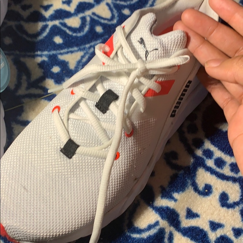 Shoes - Picture 3 of 4